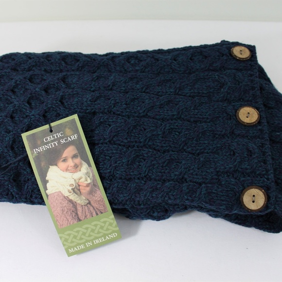 New Irish Aran Button Infinity Scarf Wool Blue Tan - Picture 4 of 9